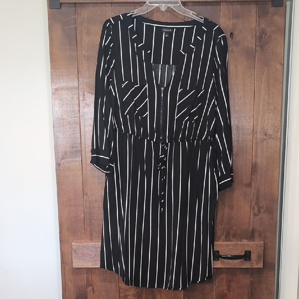 Torrid Black and White Long Sleeve Dress
